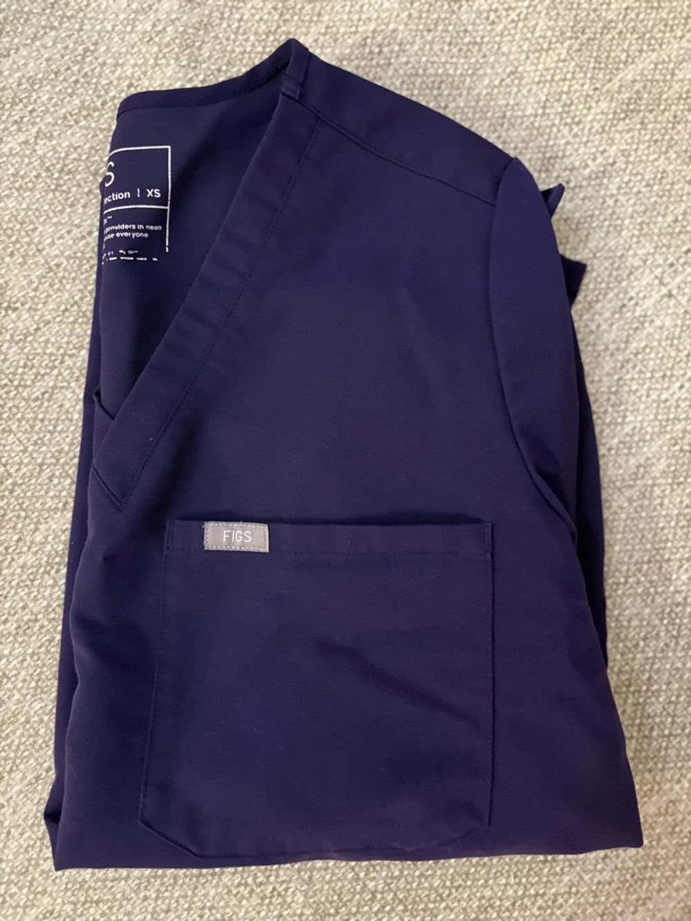 Figs Catarina One Pocket Scrub Top in Limited Edition Purple Jam XS - Picture 3 of 5